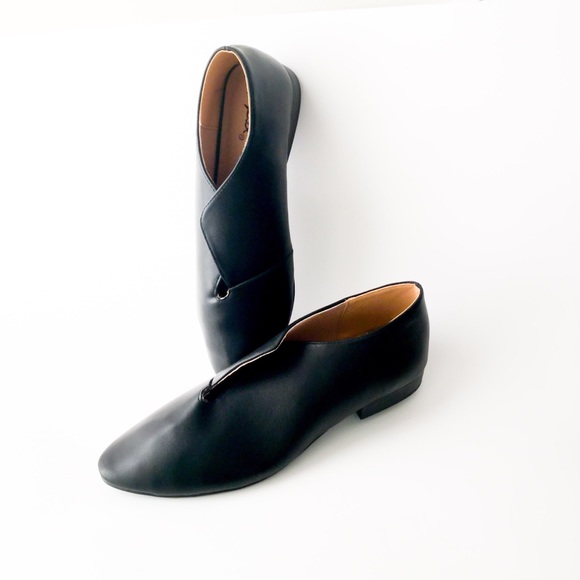 Shoes - Black Flat Booties